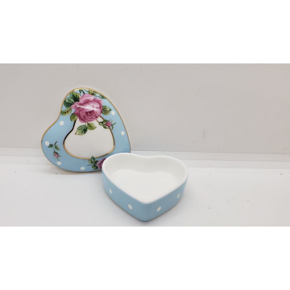 Vintage Royal Albert Heart Trinket Jewelry Box Porcelain Rose Floral England - Picture 4 of 13